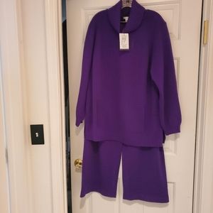 ST JOHN SPORT 100%CASHMERE SWEATER AND PANTS SET XL